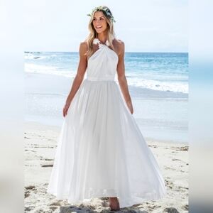 Cupshe White Floral Embellished Halter Neck Maxi Dress - Size Medium